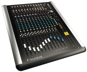 SOUNDCRAFT SPIRIT M8 Микшерный пульт