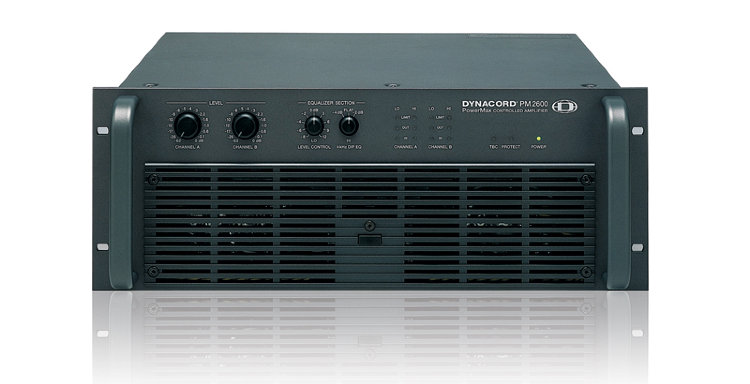 DYNACORD PM 2600, 2-полосный усилитель мощности, встр. акустический процессор, 2 x 700 Вт НЧ+ 2 x 700 Вт СЧ/ВЧ, 4U