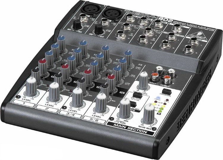 BEHRINGER XENYX 802 Микшерный пульт